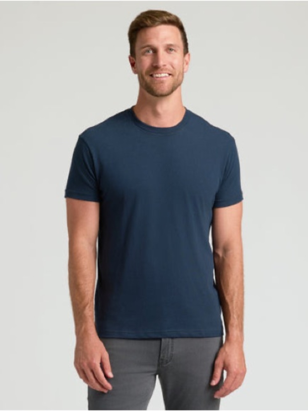 True Classic Men's Crew Neck T-Shirt in Navy